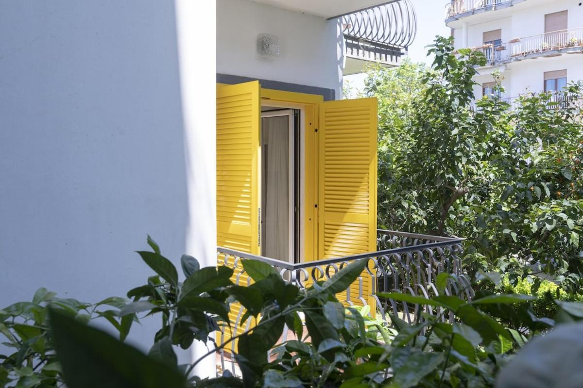 Sorrentovibes - Modern Apartment With Terrace, Swimming Pool&Tennis Ngoại thất bức ảnh