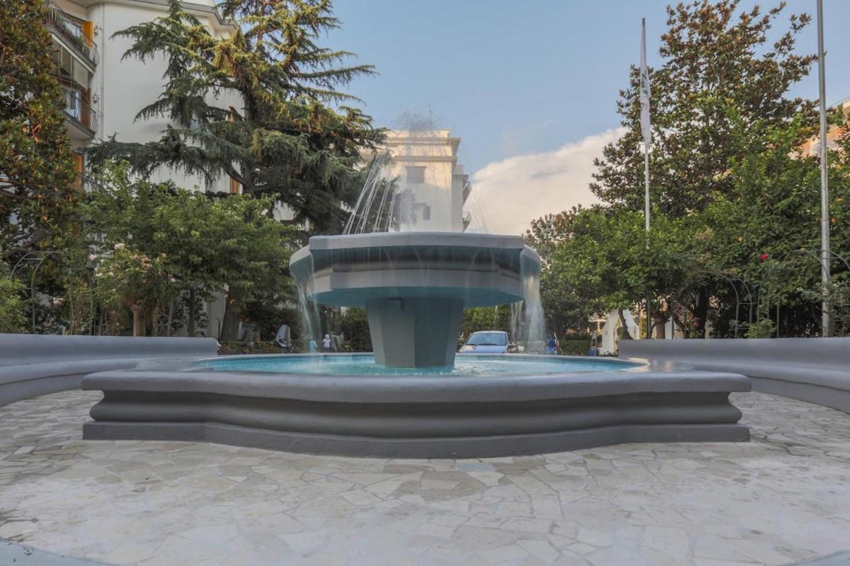Sorrentovibes - Modern Apartment With Terrace, Swimming Pool&Tennis Ngoại thất bức ảnh